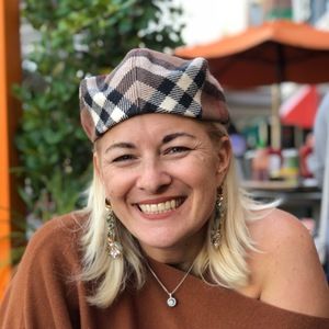 Meet your Posher, Danielle